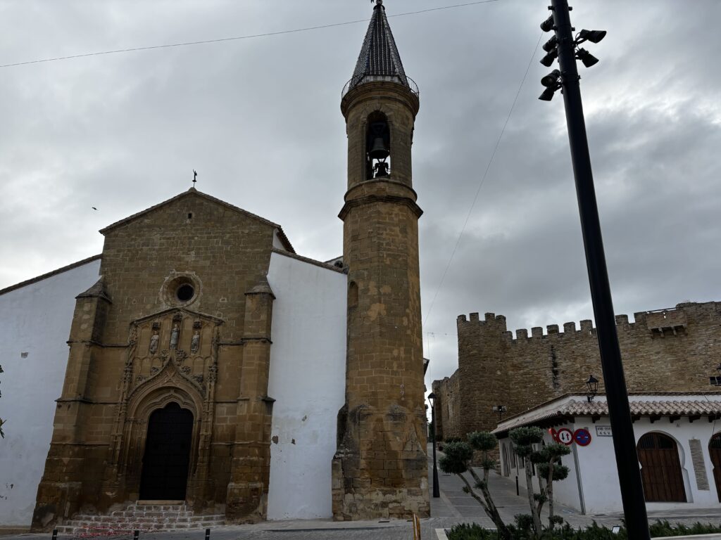 Iglesia de Lopera